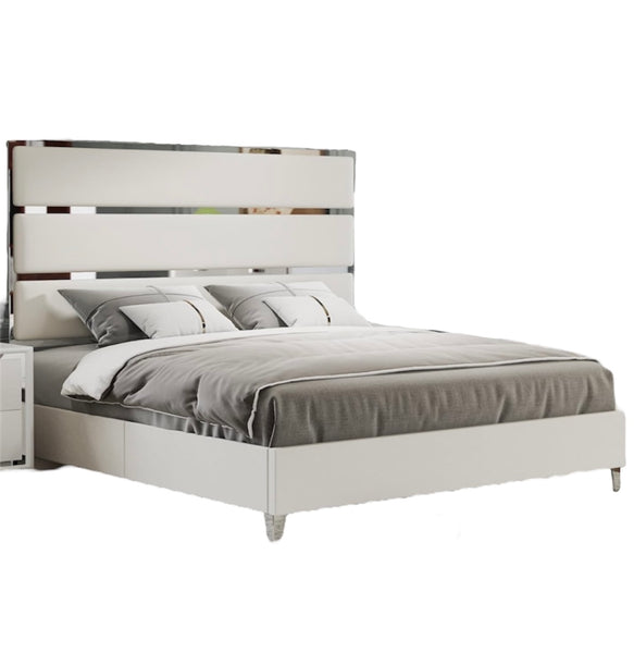 CHLOE KING BED