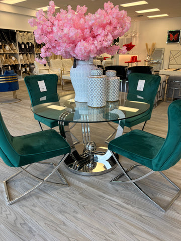 Royal Round Dining Table
