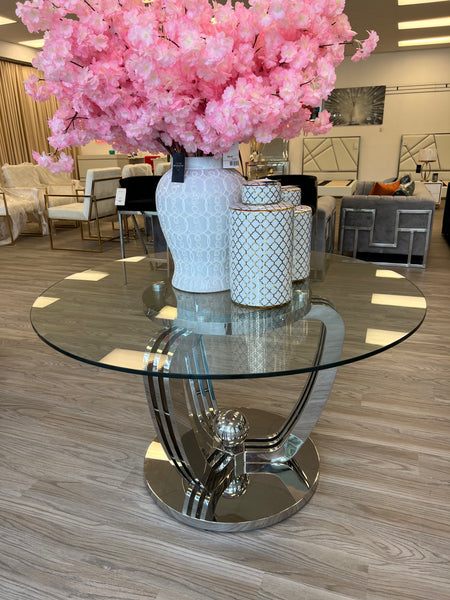 Royal Round Dining Table